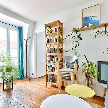 Apartment T2 Confortable Et Raffine Au Coeur De *